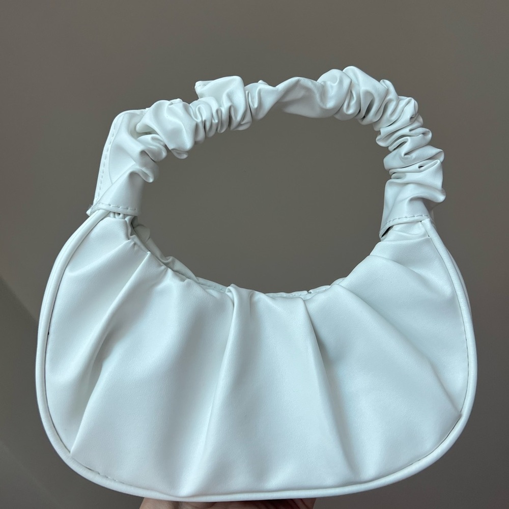 White small ruched bag